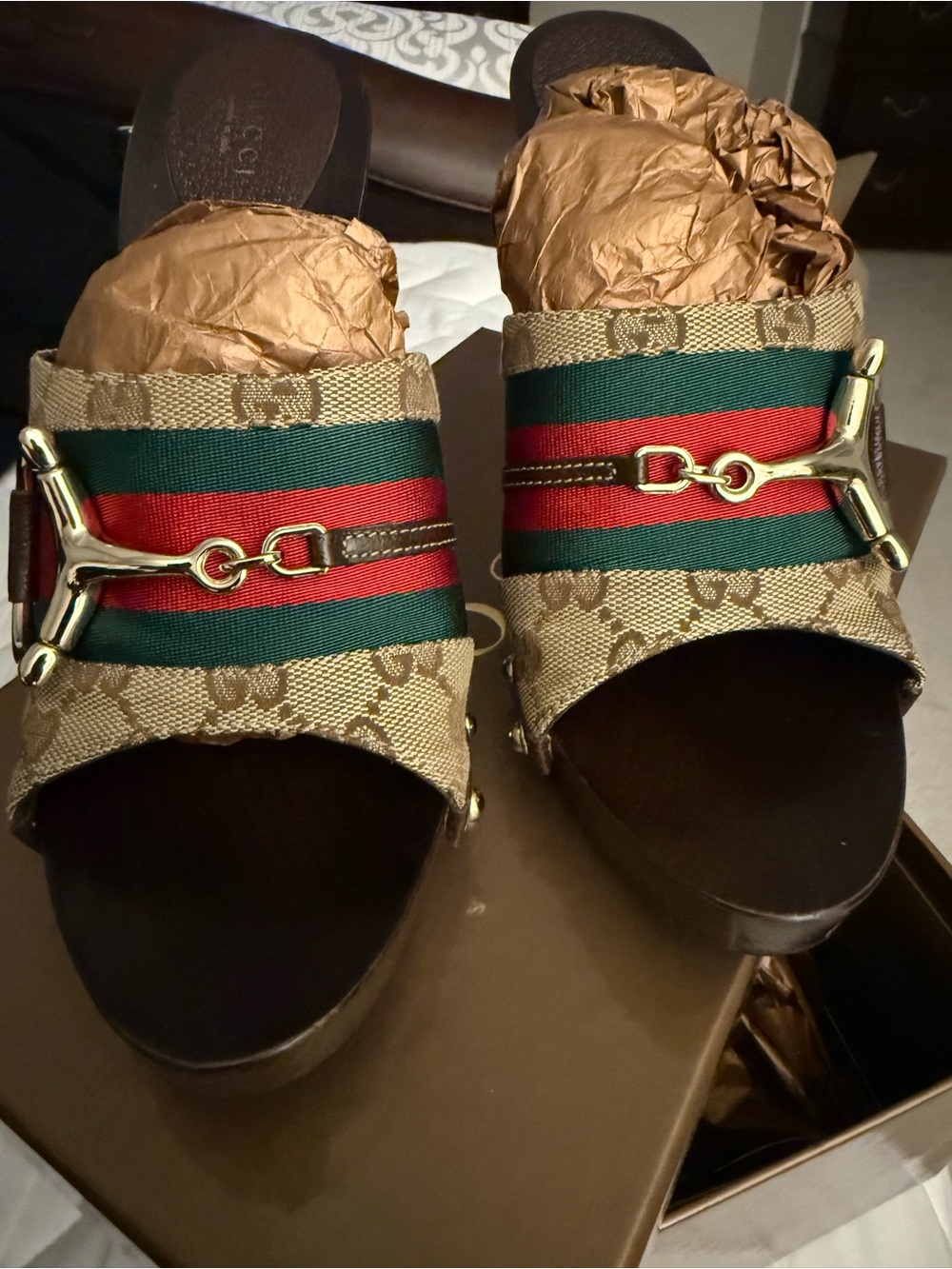 Gucci Brown Leather Platform Heeled Sandals with Multicolor Straps - Picture 3 of 3
